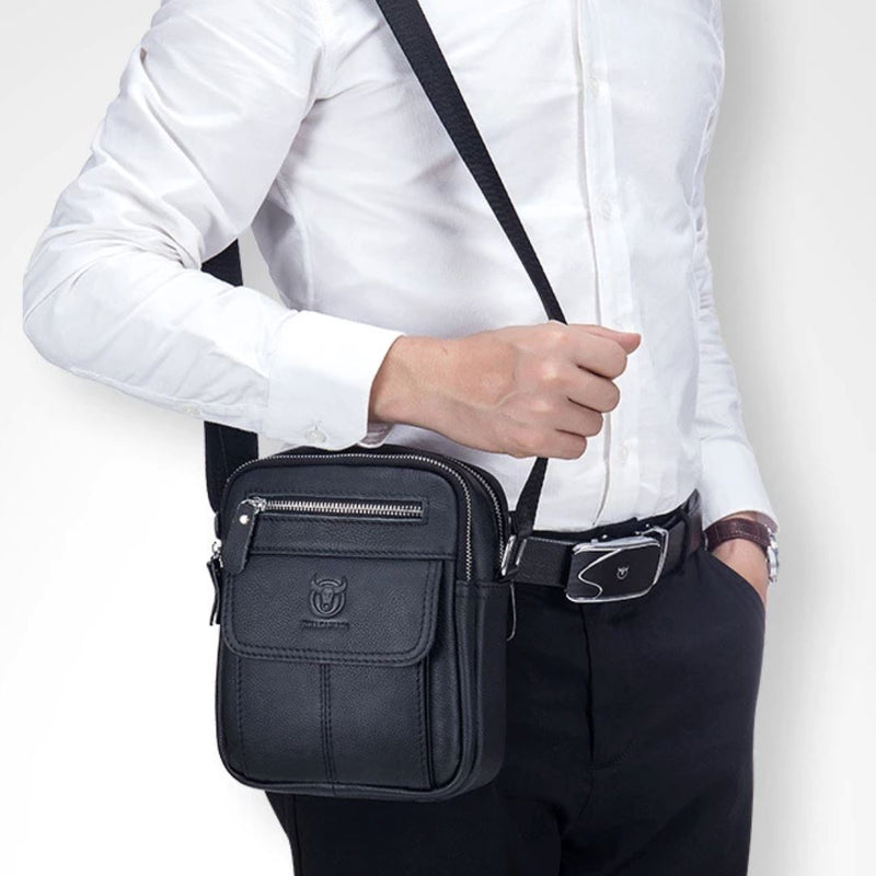 Bolsa Transversal de Couro Masculina | Touro Bravo